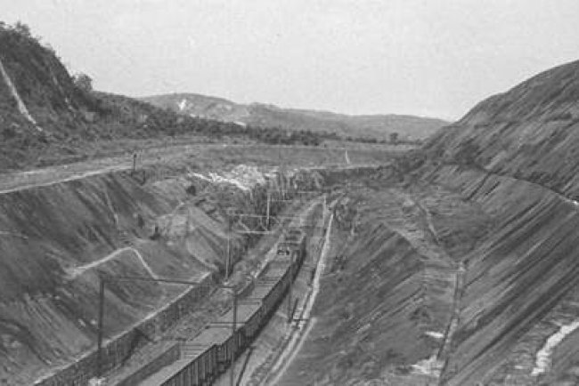 Locomotiva "V8" da Cia Paulista de Estrada de Ferro