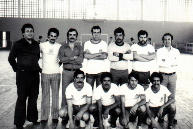 DESAFIO: Quem você consegue identificar nesta foto?