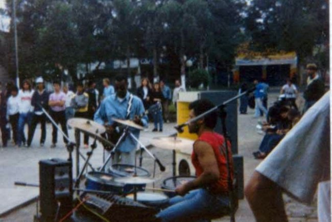 Banda Acidus Maximus no Manifesto Ecológico em 1989 na  praça da Paineira