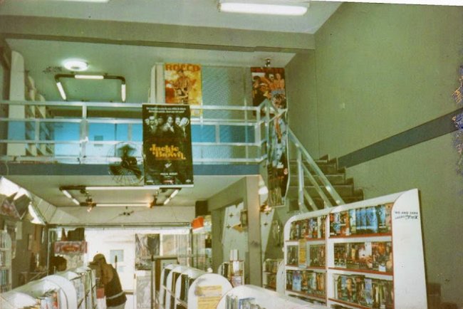 Bons tempos! Fox vídeo Locadora 1997