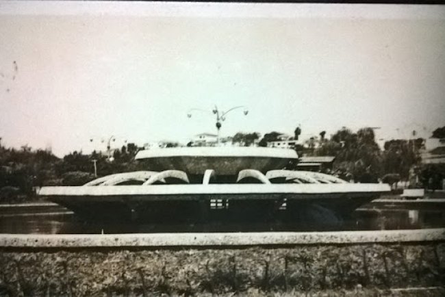 Fonte Luminosa da Praça 22 de novembro