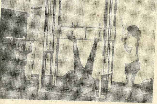 Luiz Neves, "Escola Ambulante" de Modelagem Física 1975
