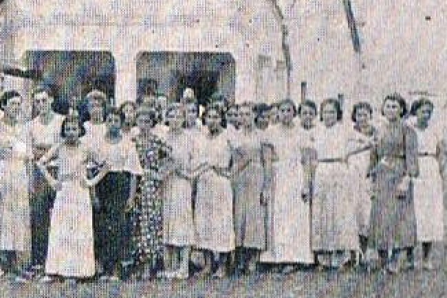 Presença feminina nas fábricas de porcelana