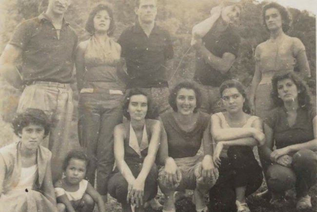 Orlene com 15 anos e suas amigas