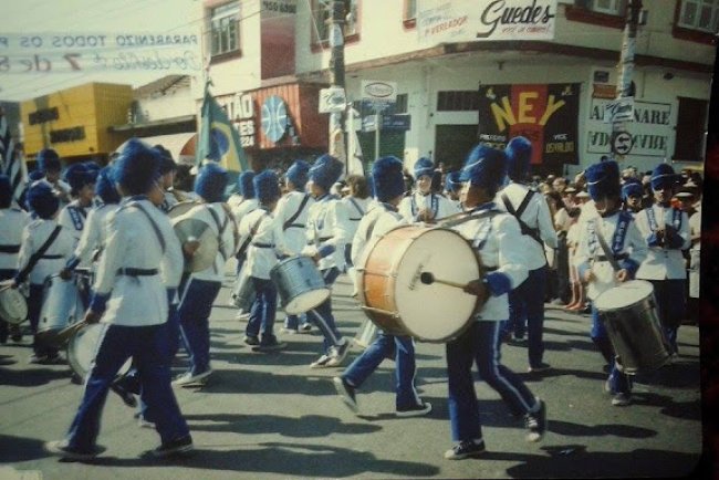 Desfile da Fanfarra do SESI final dos anos 80