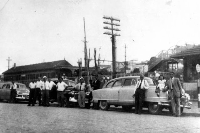 Jarbas, O motorista de Táxi do ponto da Estação de Mauá