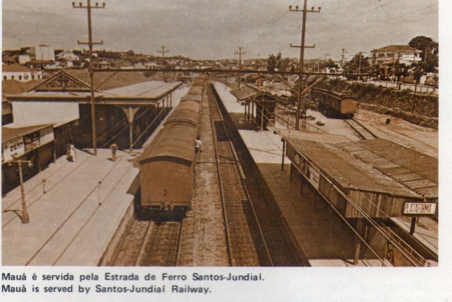 A Estação de Trem de Mauá nos Anos 70: Um Retrato do Cotidiano e do Progresso