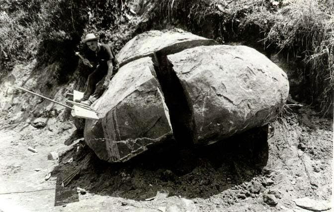 A arte de cortar pedras.