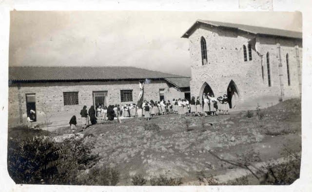 Encontro de jovens da Juventude Operária Católica em Mauá na década de 1940
