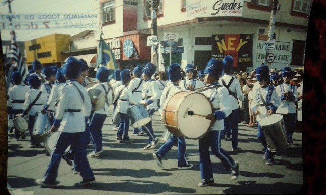 Desfile da Fanfarra do SESI final dos anos 80