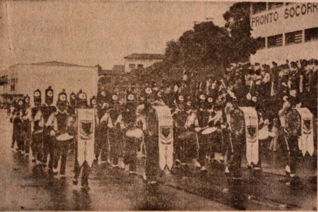 Sob a Chuva, o Entusiasmo Mauaense, 1976