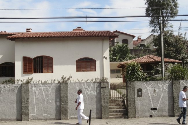 O sobrado que viu um bairro nascer: memórias vivas da Vila Assis Brasil
