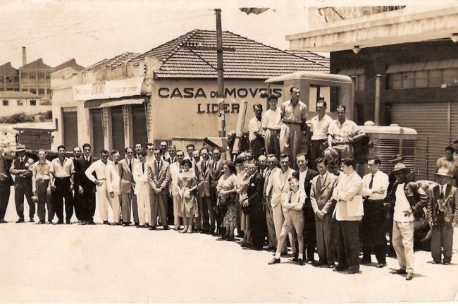 Entrega de Trator à Prefeitura de Mauá no final dos anos 1950